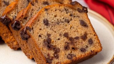 This Chocolate Chip Banana Bread is a decadent twist on the classic, featuring rich chocolate chips, a tender crumb, and warm cinnamon undertones. The mashed bananas keep the loaf moist, while the coarse sugar topping adds a delightful crunch. Perfect for breakfast, dessert, or an indulgent snack!